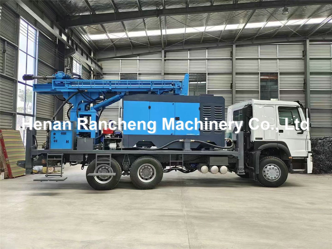 Hydraulic Tricycle gắn nước giếng khoan giếng 400m với Cummins 170 HP Load Vehicle Engine