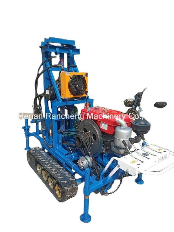 Hoạt động dễ dàng RCS200C cao su Crawler máy khoan di động với độ sâu 150m đường kính 450mm