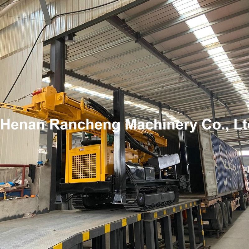 Độ sâu khoan 580m sâu lỗ nước khoan máy khoan 28T lực nâng