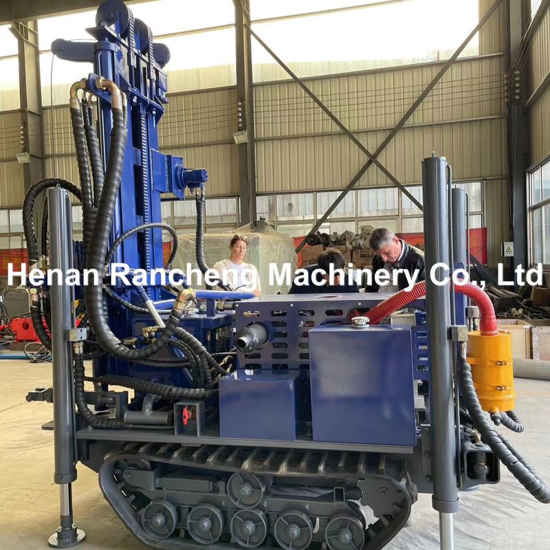 Độ sâu 180m Máy khoan Mini Crawler với động cơ diesel 77.3KW