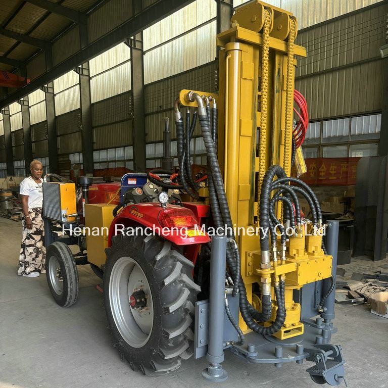 Máy kéo 200m gắn máy khoan giếng nước lớn có sức mạnh Máy kéo máy khoan lỗ sâu