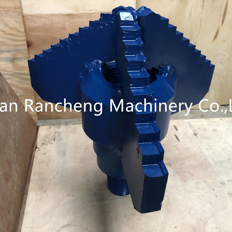 API 3 Wing Tungsten Carbide Step Type Drag Bit Cho khoan giếng nước