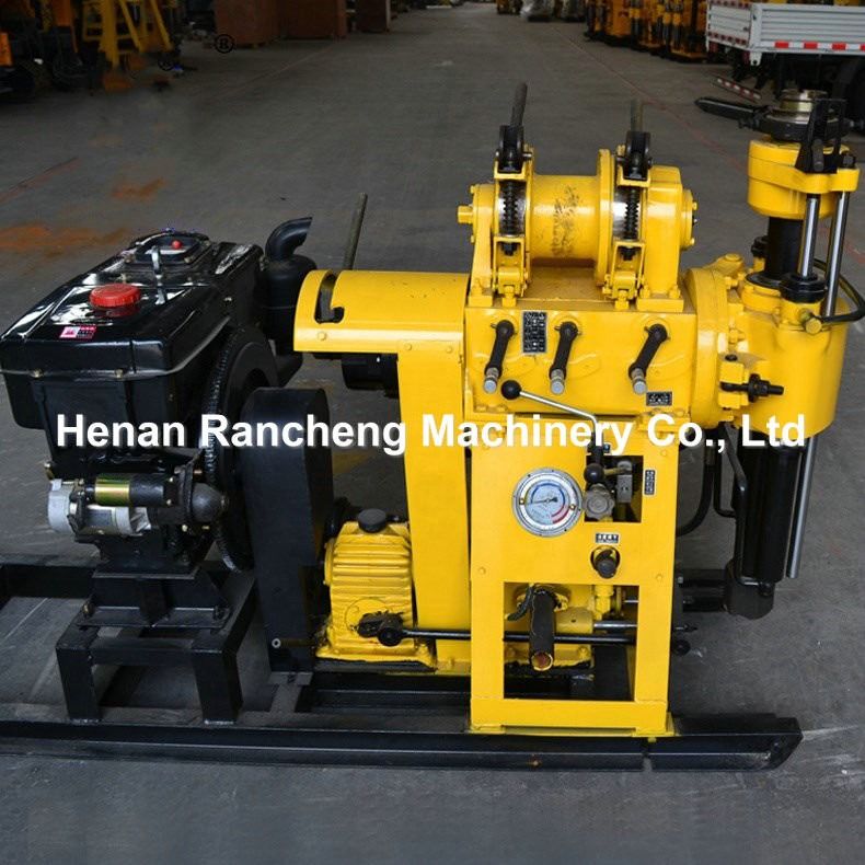 Máy khoan lỗ nhỏ linh hoạt cho độ sâu lên đến 200m với hệ thống thủy lực
