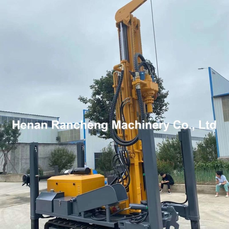 200m Crawler động cơ diesel Máy khoan giếng nước Máy khoan khoan mỏ khoan mỏ