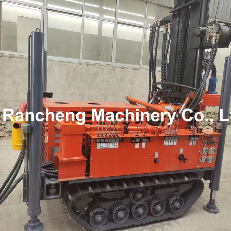 Máy khoan được trang bị động cơ diesel Yuchai mạnh mẽ 77,3KW 45-65r / min
