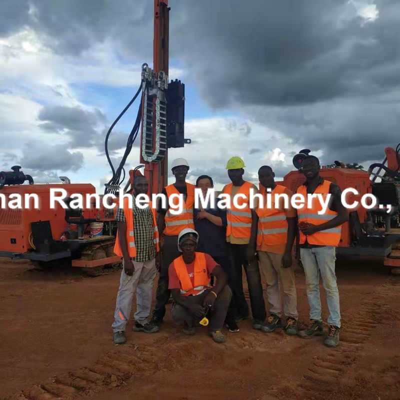 Hydraulic Drilling Rig Quotation RC260Y Model Cả hai Rotary Drilling And Ramming Ramming Head For Max 6m Ramming Pipe