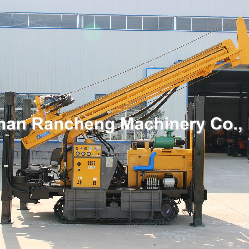 350m Độ sâu khoan 91KW Động cơ Yuchai Máy khoan giếng nước 22T lực nâng