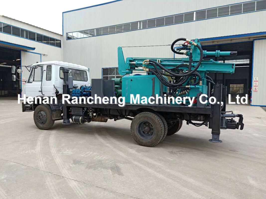 300m Độ sâu xe tải gắn nước khoan khoan 80km / h 266HP tải xe động cơ