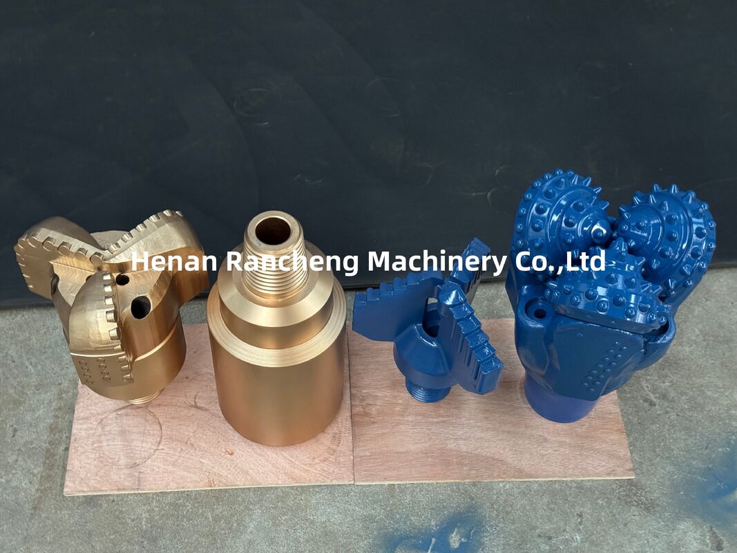 300m Độ sâu giếng nước loại máy khoan máy khoan 85KW Yuchai Engine