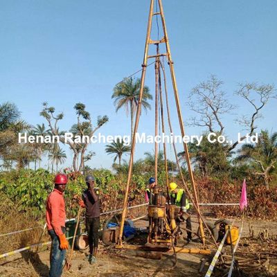 200m Độ sâu thủy lực khoan khoan lỗ nhỏ Mutil chức năng 90 ° ≈ 75 ° góc khoan